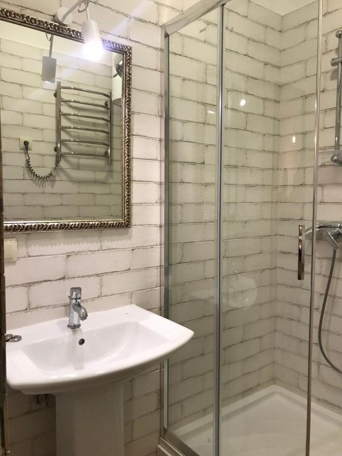 Apartament Tugan Baranovskogo Λβιβ Εξωτερικό φωτογραφία
