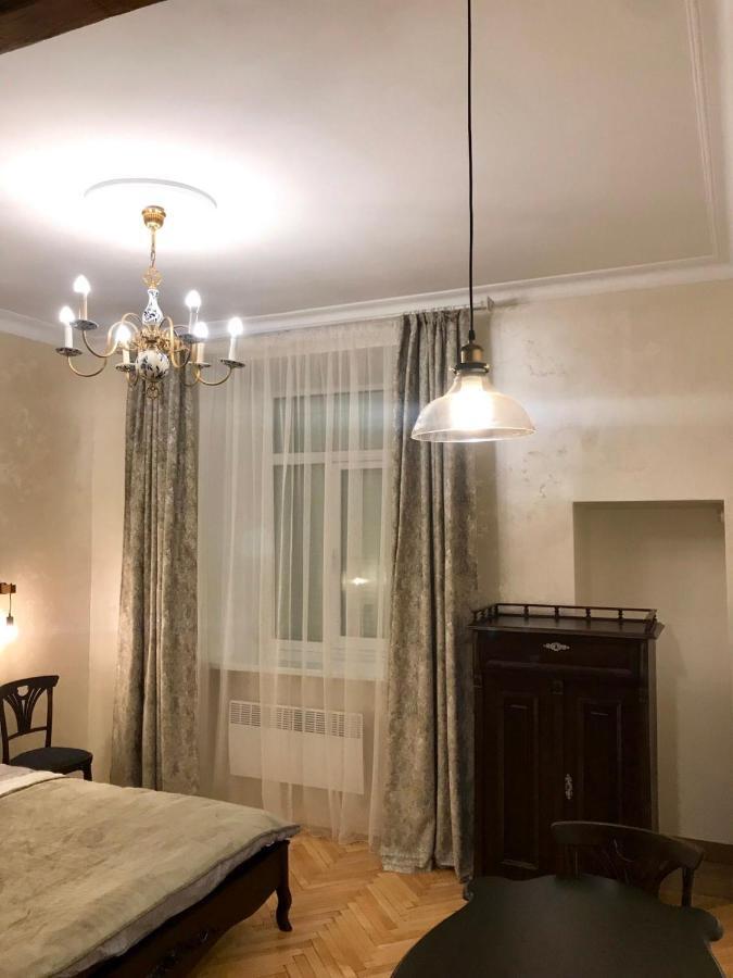 Apartament Tugan Baranovskogo Λβιβ Εξωτερικό φωτογραφία